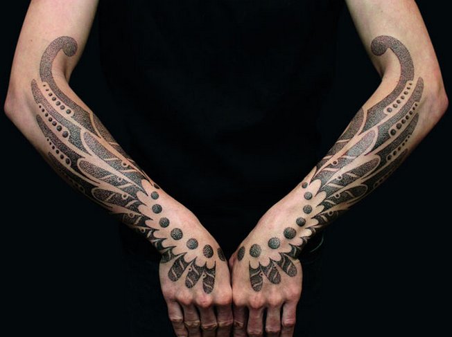 чоловіки-павич-крила-рука татуювання