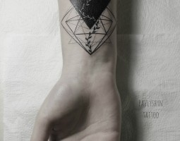 татуировка геометрия